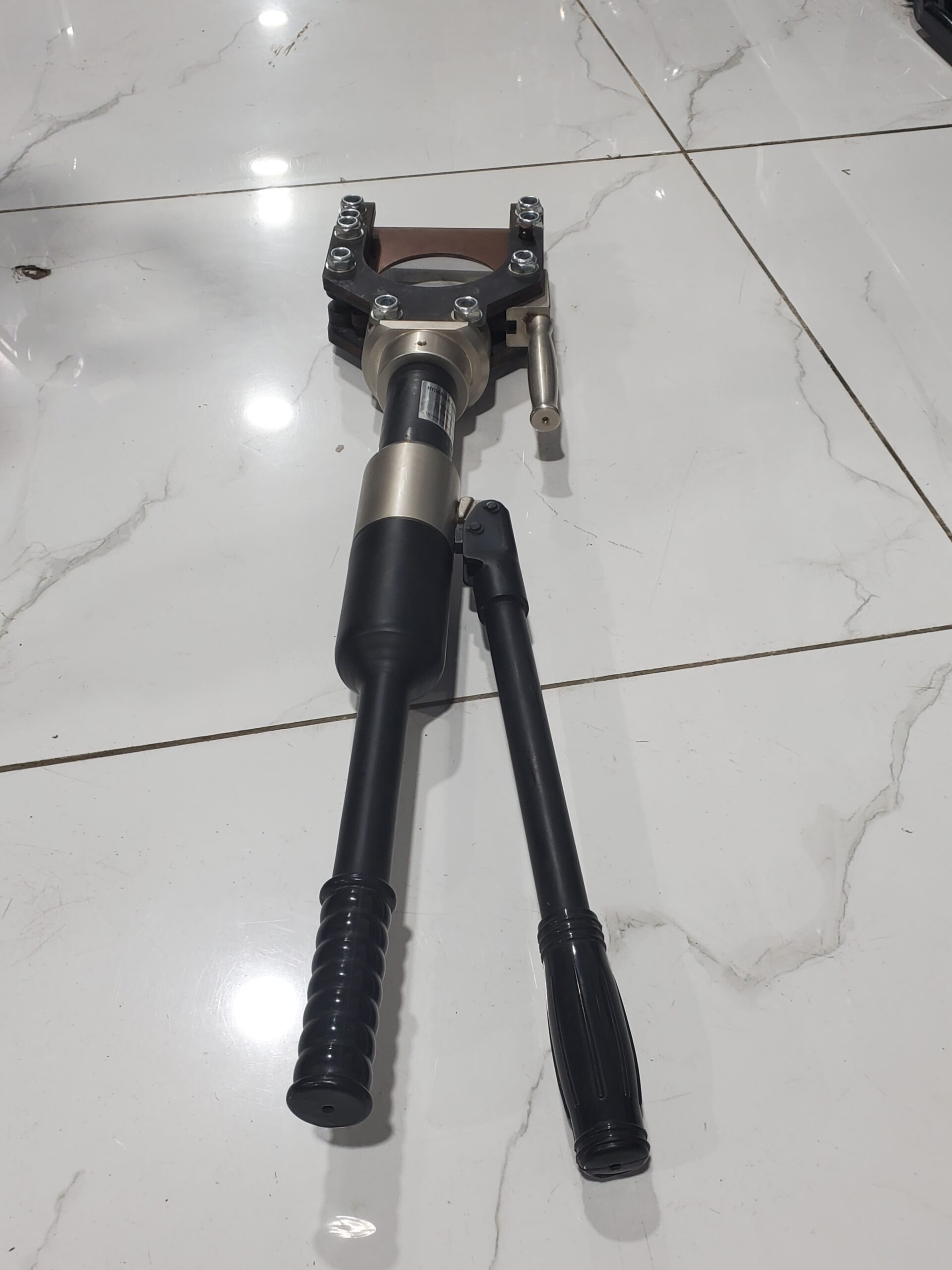 مقص كيبل هيدروليك شحن بطارية ED-85 DUMA دوما مقص كيبل هيدروليك شحن بطارية ED-85 DUMA دوما