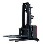 رافعة طبليات سايق واقف 1.5طن ارتفاع 2.5 متربطارية دوما DUMA